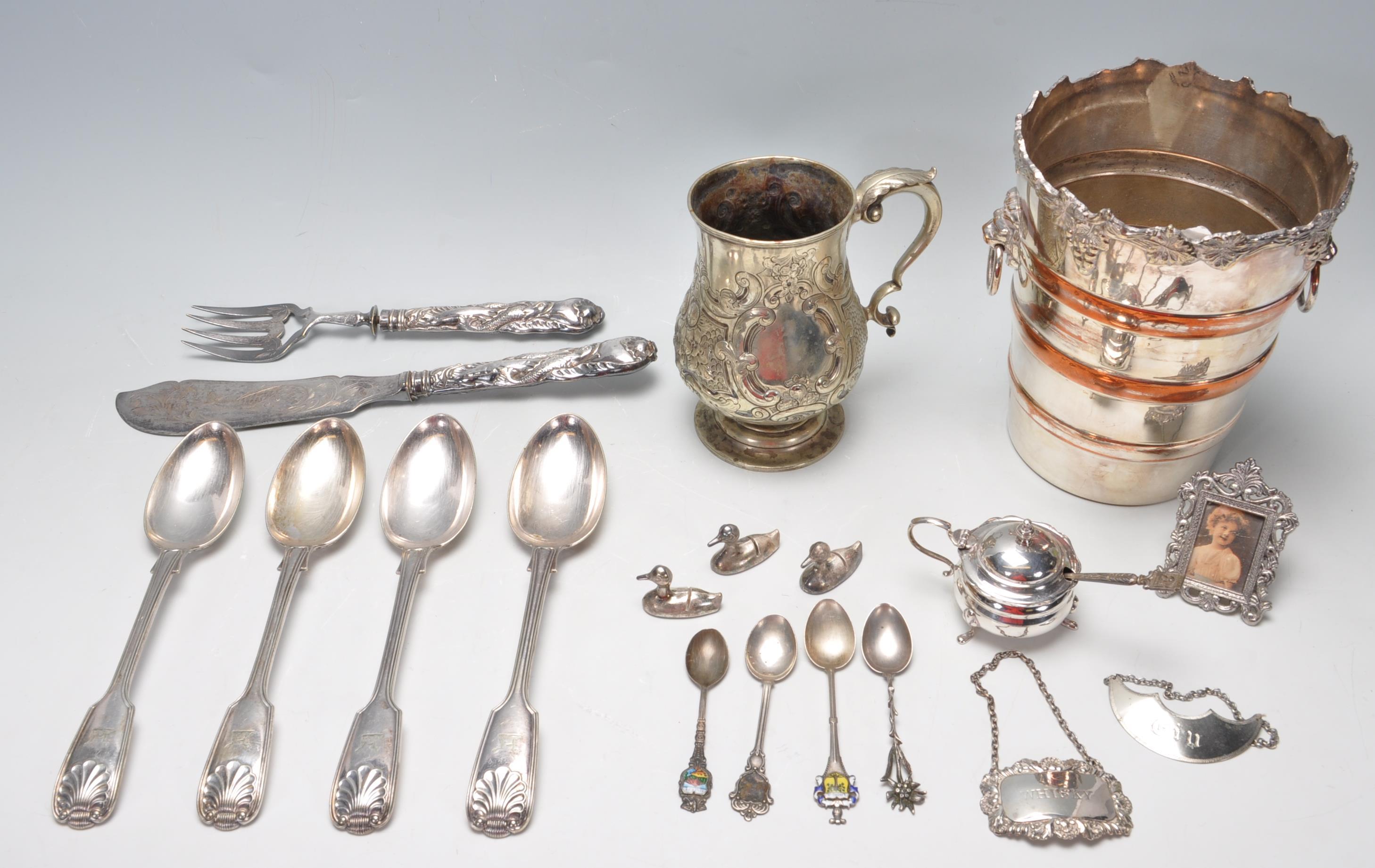 COLLECTION OF ANTIQUE AND LATER STERLING SILVER AND SILVER PLATE ITEMS