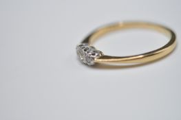 STAMPED 18CT GOLD LADIES DRESS RING