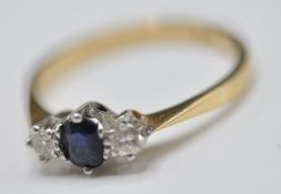 18CT GOLD SAPPHIRE & DIAMOND THREE STONE RING