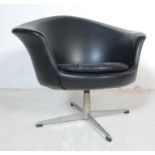 VINTAGE RETRO BLACK LEATHERETTE EGG CHAIR