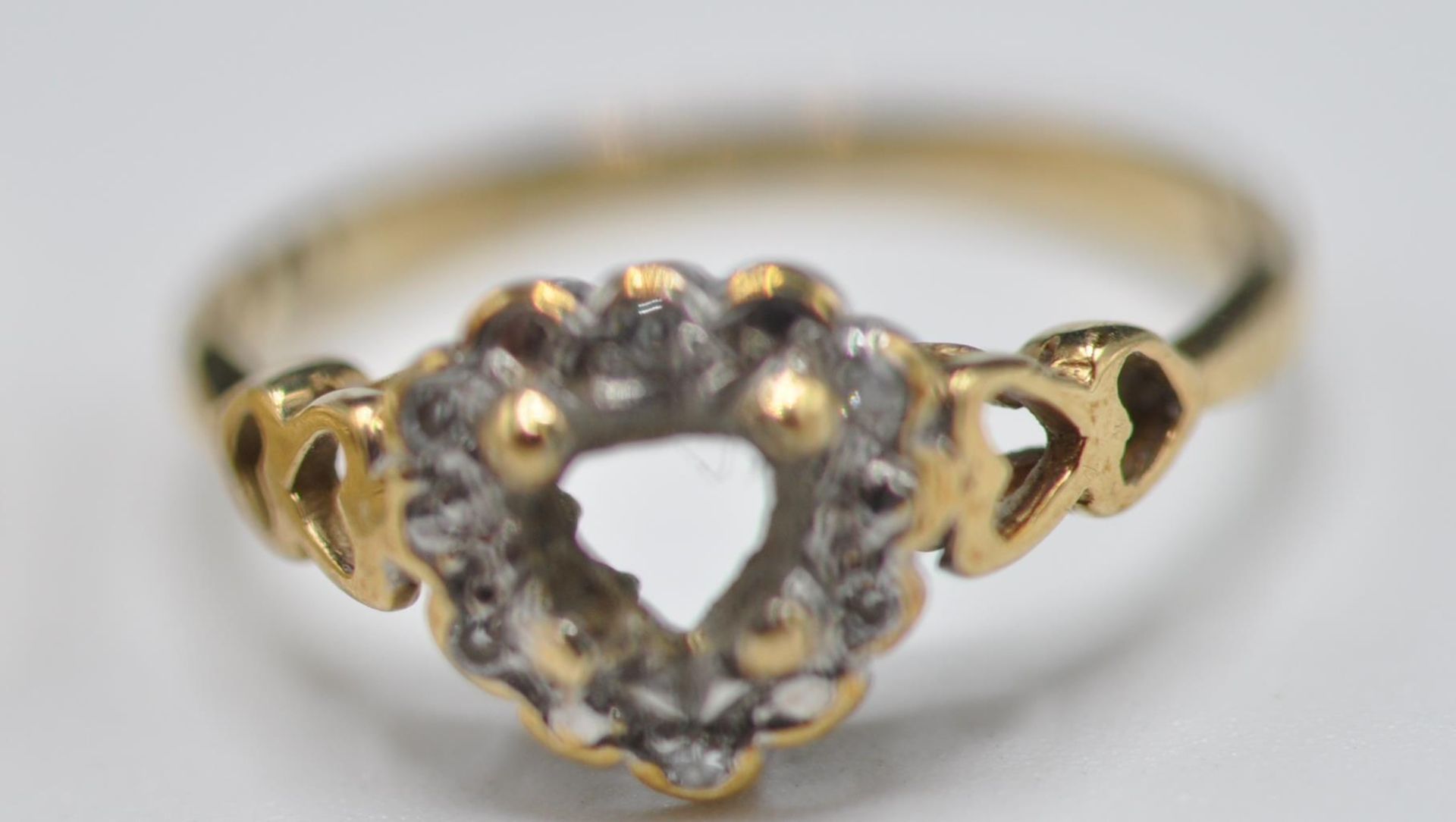 TWO 9CT GOLD RINGS INCLUDING ONE SET WITH DIAMONDS - Image 3 of 7