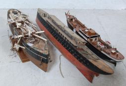 COLLECTION OF MODEL BOATS INCLUDING CUTTY SARK