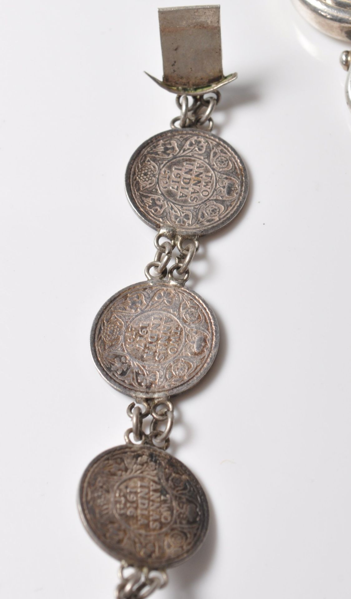 COLLECTION OF SILVER STAMPED 925 JEWELLERY ITEMS. - Image 6 of 8