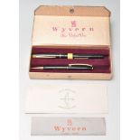 VINTAGE WYVERN BOXED PEN AND PENCIL SET