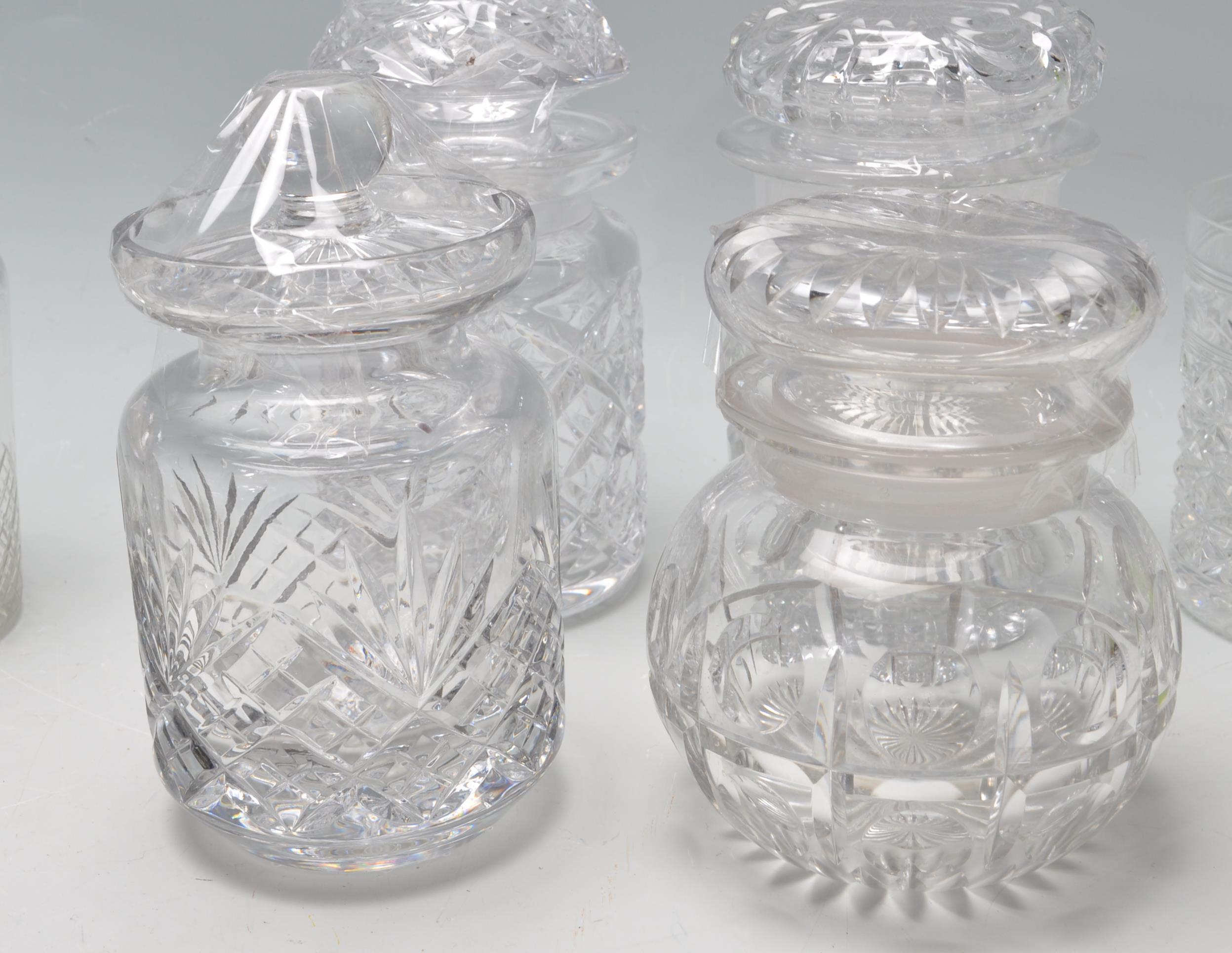 LARGE COLLECTION OF 20TH CENTURY CRYSTAL CUT GLASS LIDDED JARS - Image 9 of 9