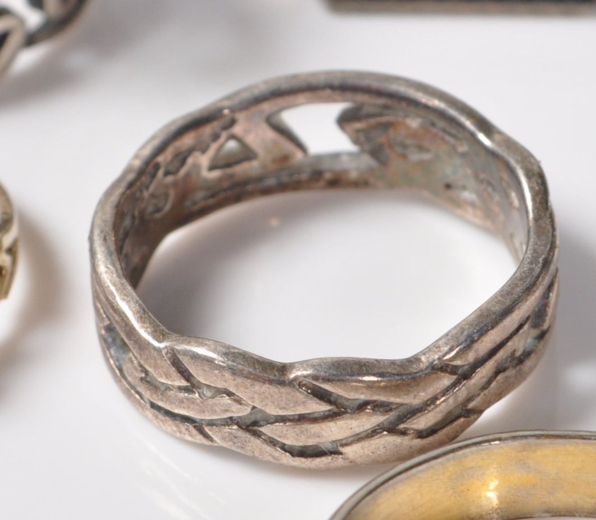 COLLECTION OF SILVER STAMPED 925 RINGS. - Image 4 of 12