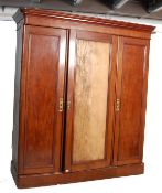 19TH CENTURY VICTORIAN TRIPLE WARDROBE COMPACTUM