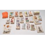 LARGE QUANTITY OF VINTAGE CIGARETTE CARDS AND GUM CARDS