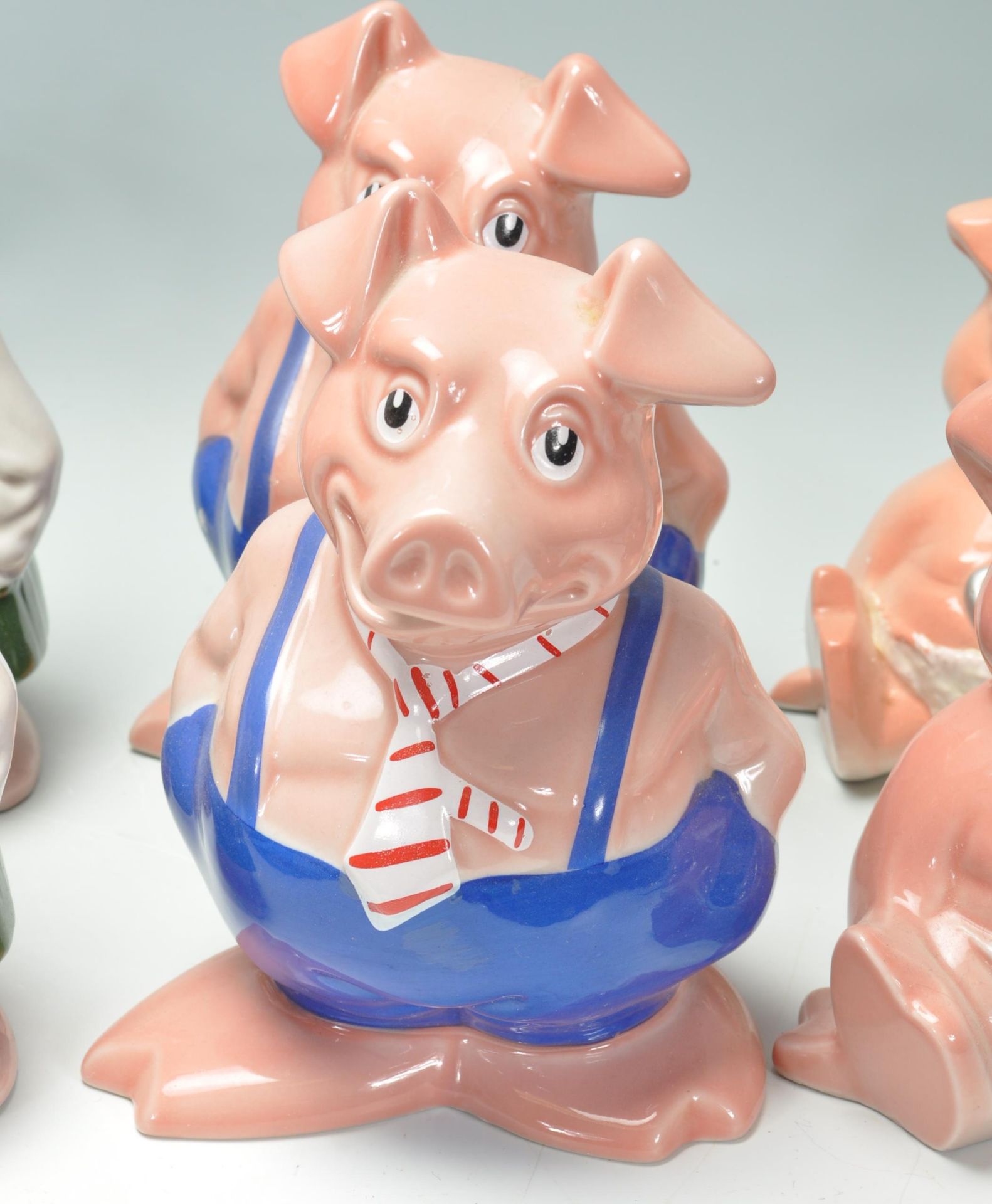 COLLECITON OF TEN VINTAGE LATE 20TH CENTURY CERAMIC NATWEST PIGS - Image 5 of 11