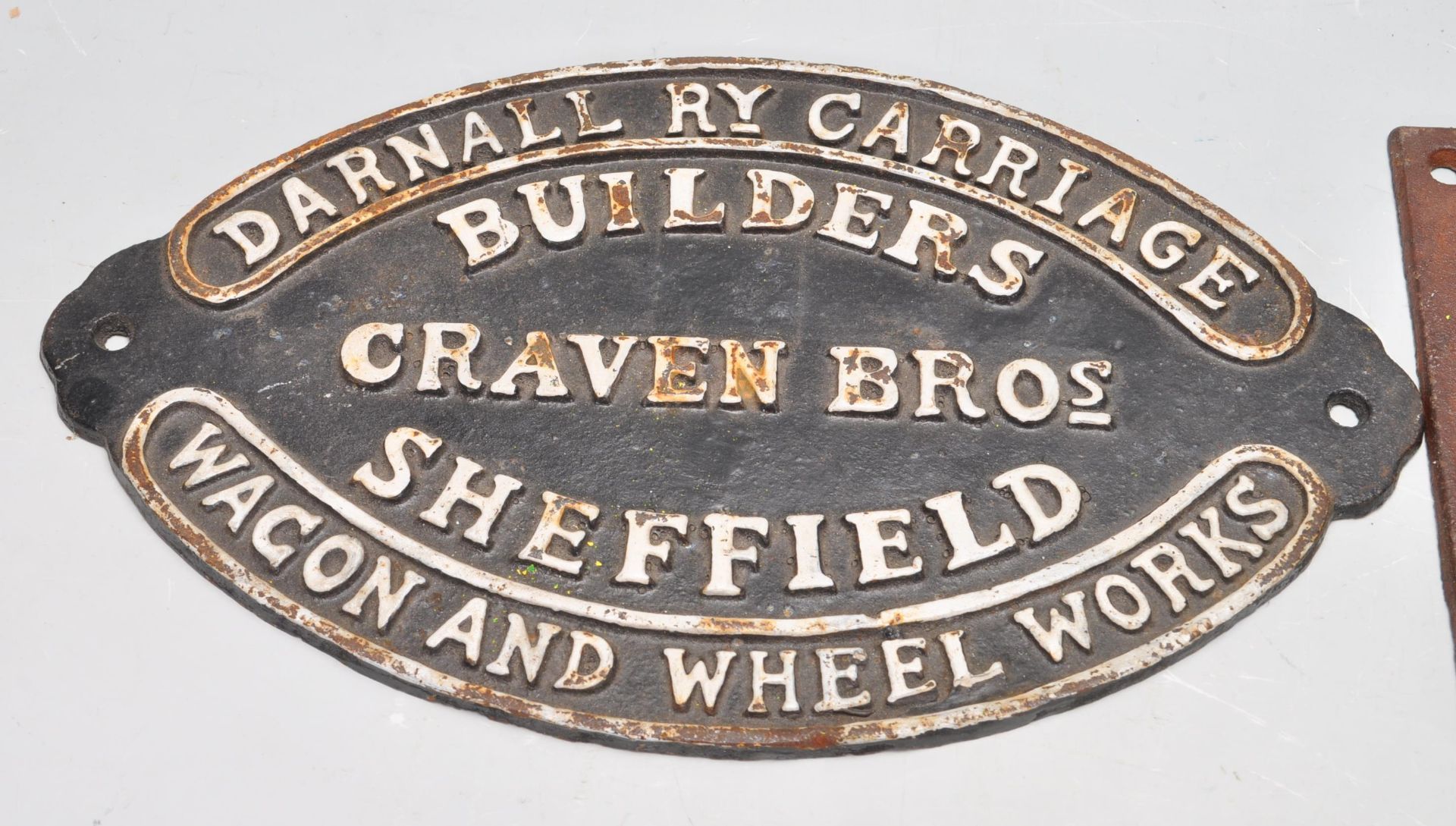 TWO VINTAGE STYLE CAST IRON ADVERTISING PLAQUES - Image 2 of 5