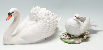 FRANKLIN MINT ROYAL SWAN FIGURINE AND CAPODIMONTE DOVE