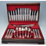 VINTAGE GEE & HOLMES SILVER PLATED CUTLERY CANTEEN