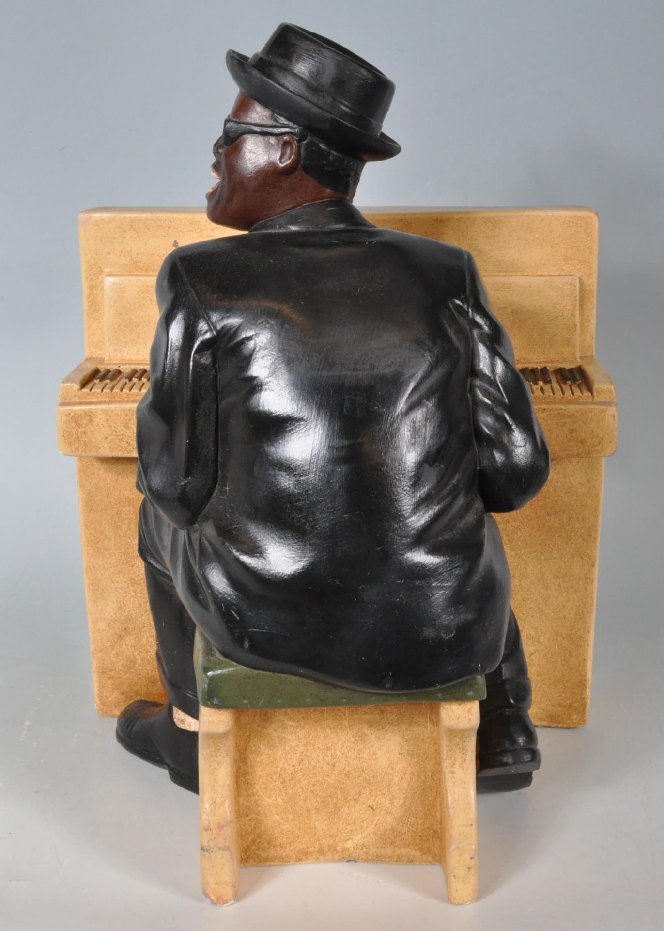 MUSIC - LARGE 20TH CENTURY JAZZ PIANO PLAYER FIGURE - Image 4 of 6