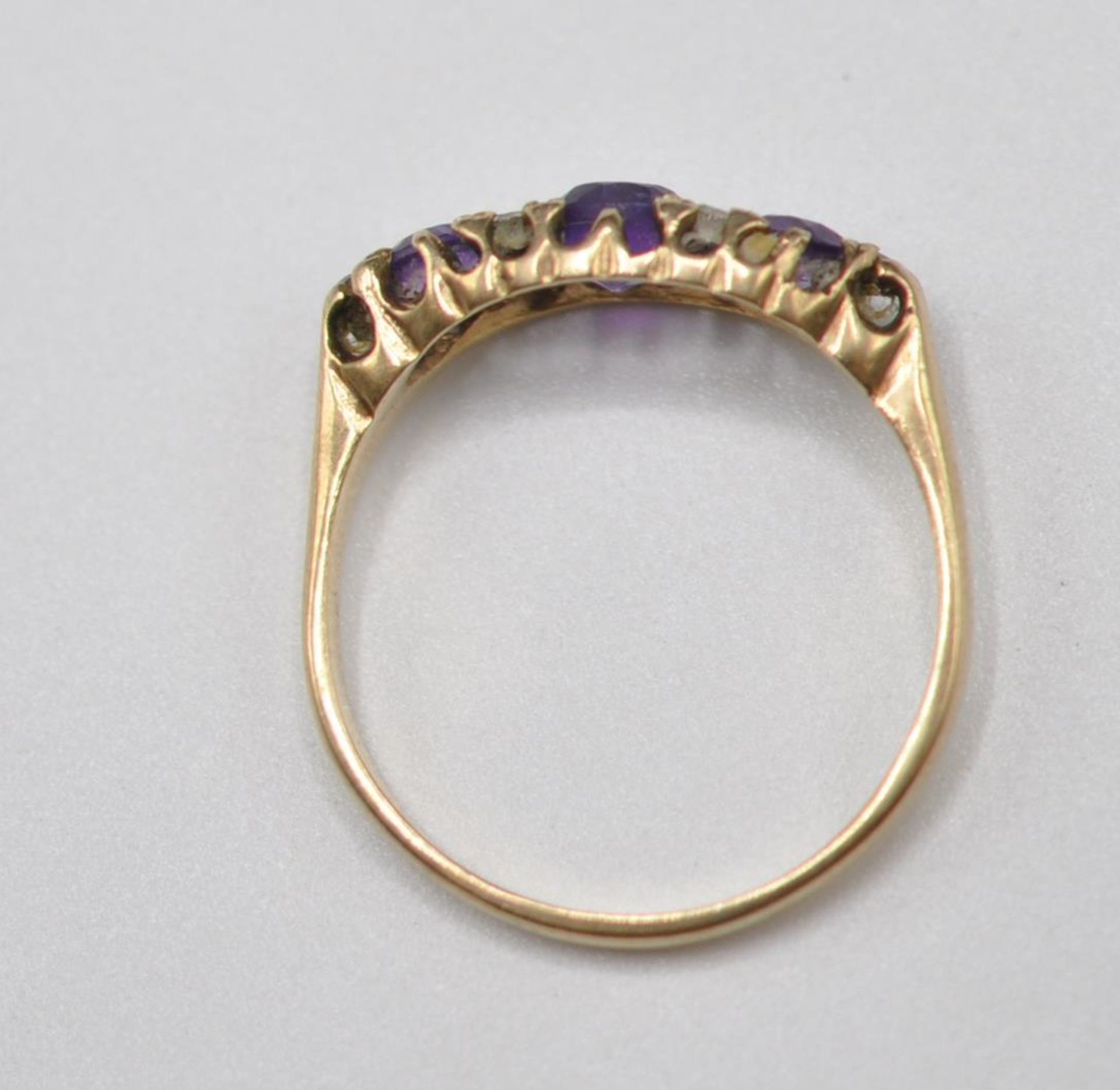 1920'S 9CT GOLD PURPLE AND WHITE STONE RING - Image 5 of 6