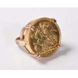 22CT GOLD SOVEREIGN RING