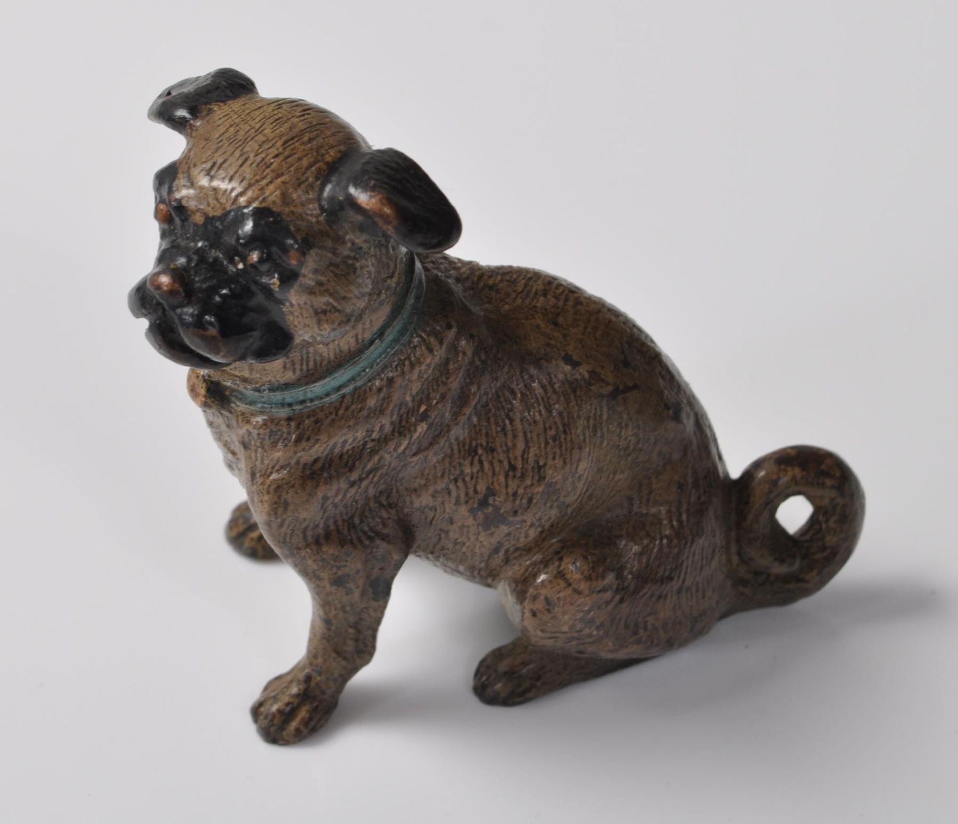 COLD PAINTED BRONZE FIGURE OF A PUG DOG - Image 5 of 6