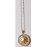 14CT GOLD PENDANT NECKLACE IN THE FORM OF MEDUSA