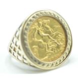 2001 HALF SOVEREIGN RING