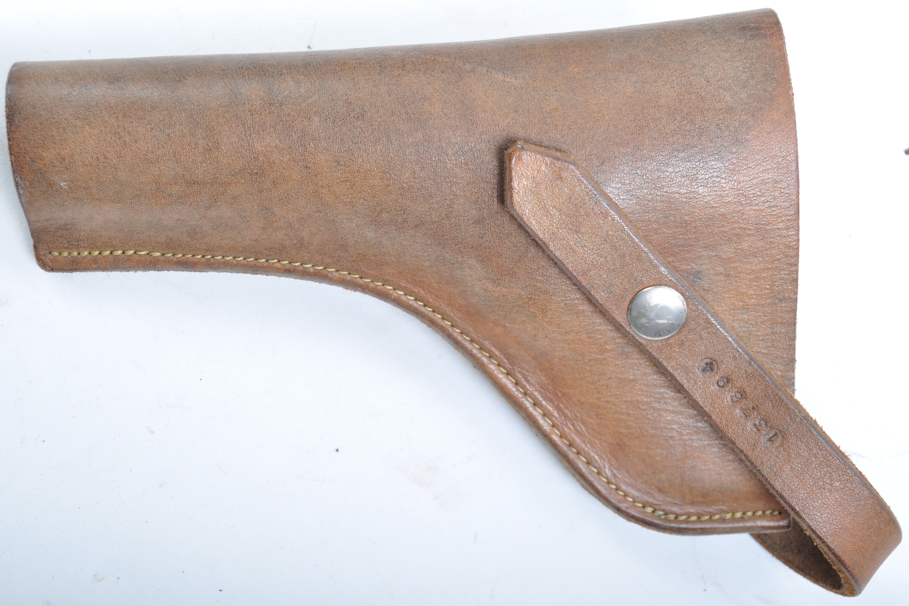 COLLECTION OF WWI FIRST WORLD WAR ITEMS - SHELL, HOLSTER ETC - Image 7 of 8