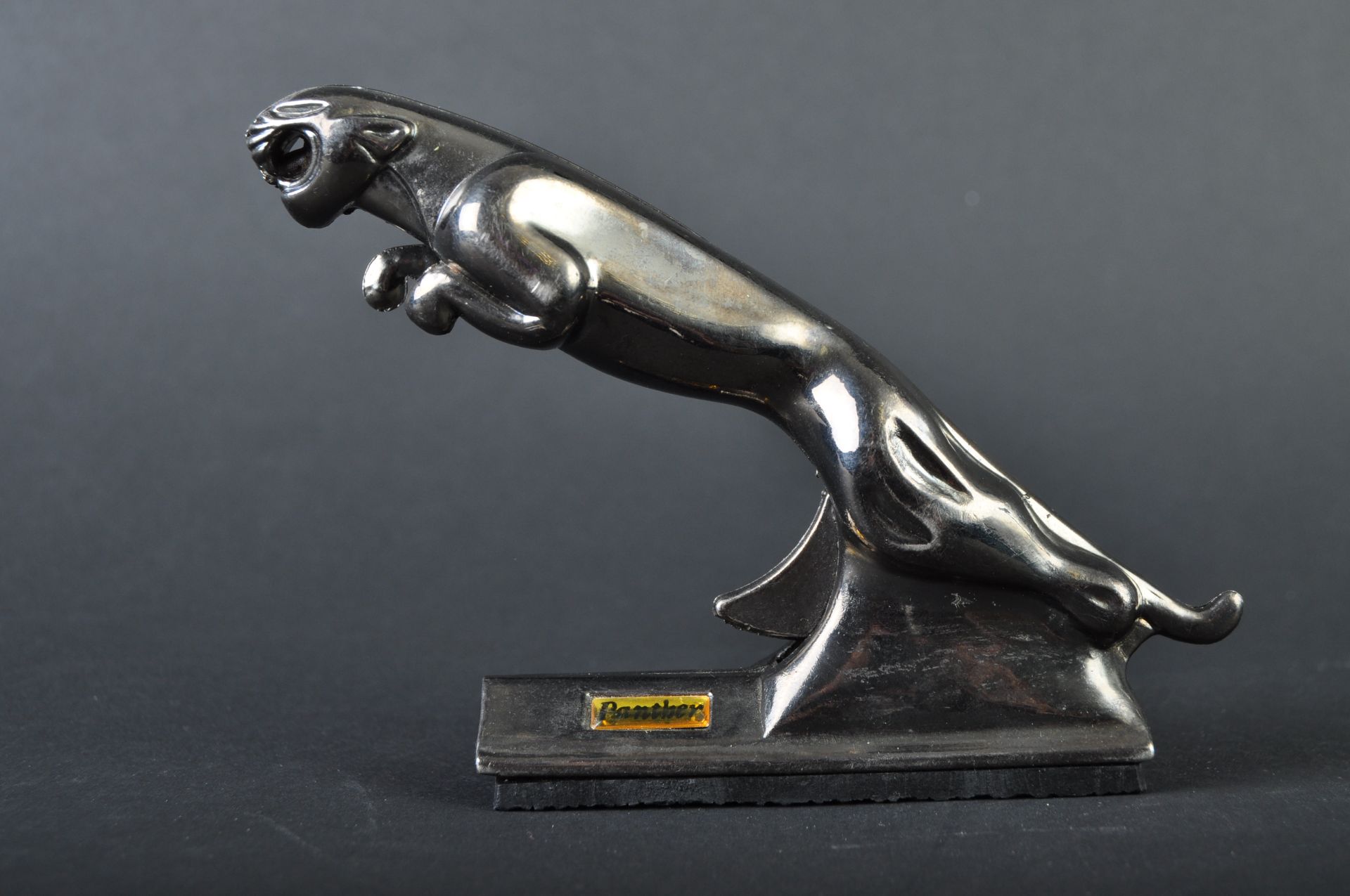 JAGUAR - PROMOTIONAL CIGARETTE LIGHTER CAR MASCOT - Image 3 of 5