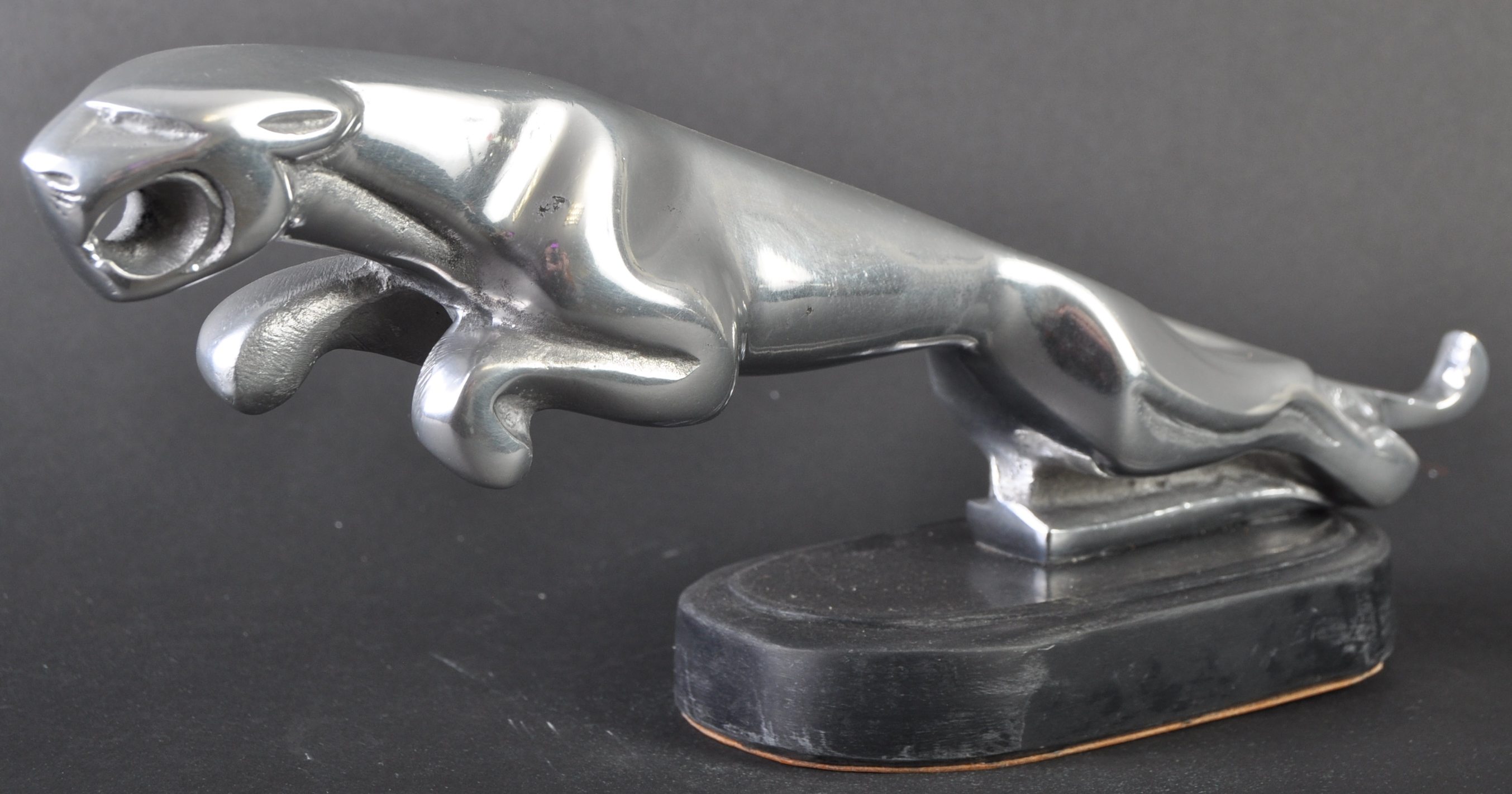 JAGUAR - LARGE ALUMINIUM JAGUAR LEAPER MASCOT ON ONYX BASE