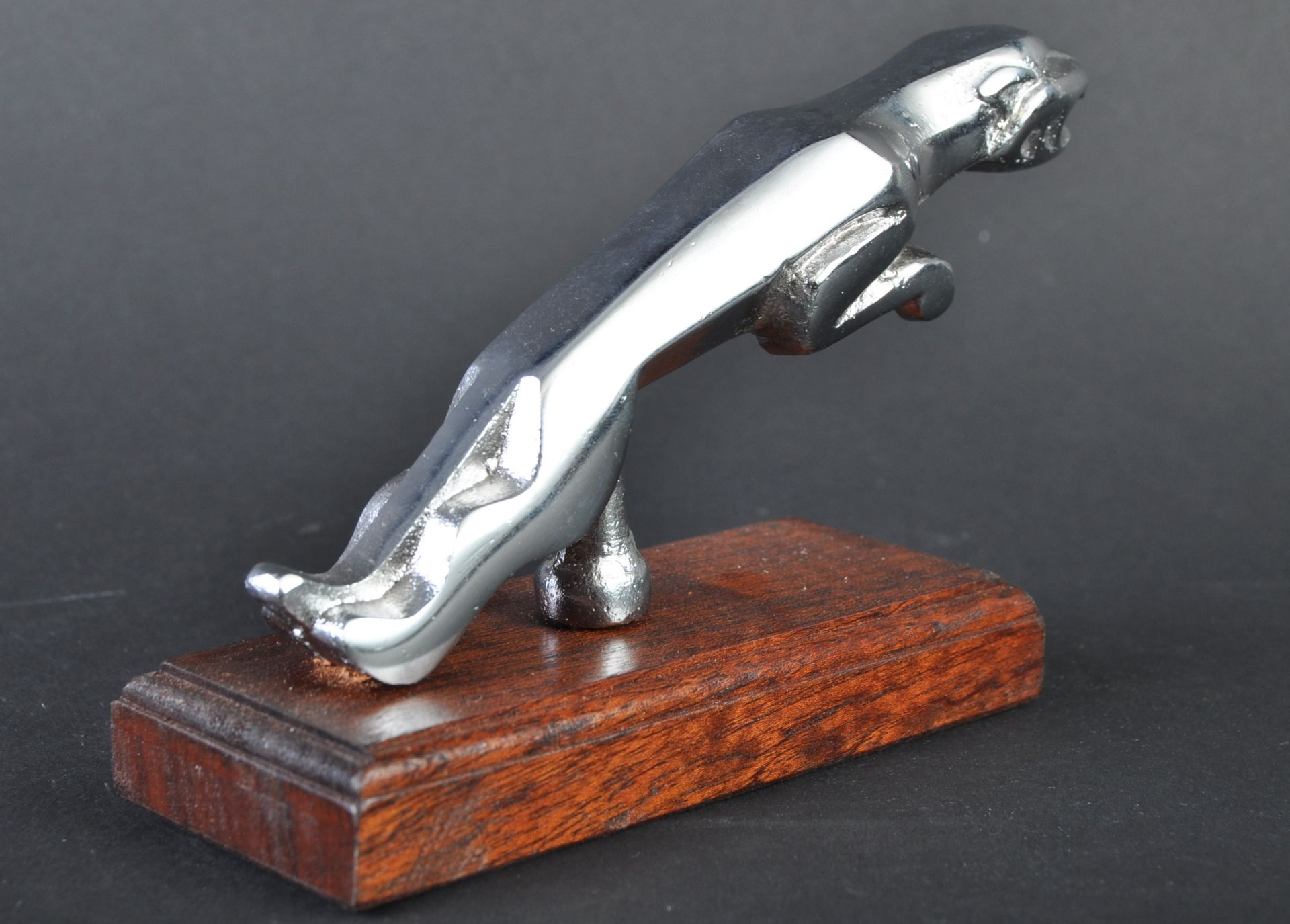 JAGUAR MASCOT - ALUMINIUM MASCOT TANKARD HANDLE - Image 2 of 4