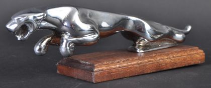 JAGUAR MASCOT - EARLY TYPE 2 MASCOT ON PLINTH BASE