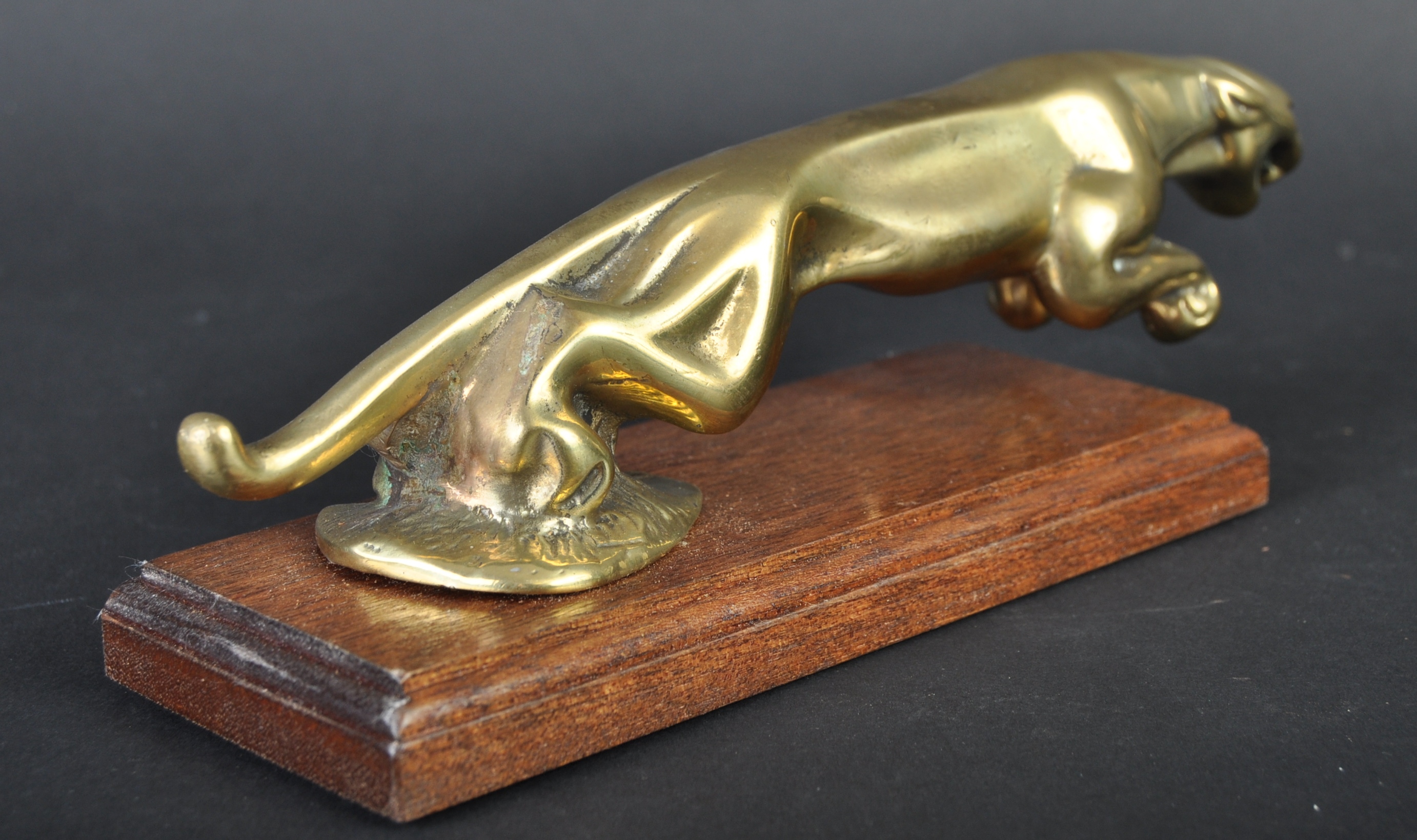 UNUSUAL CAST BRONZE JAGUAR LEAPER CAR RADIATOR MASCOT - Image 2 of 4