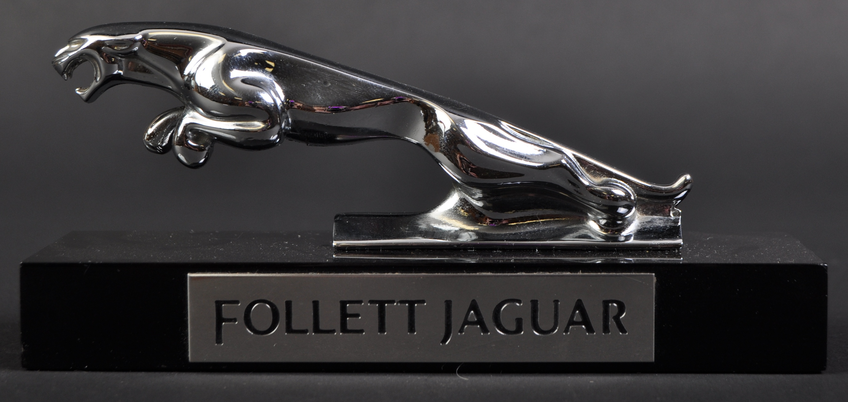 JAGUAR - ORIGINAL FOLLETT JAGUAR PRESENTATION LEAPER MASCOT - Image 3 of 3