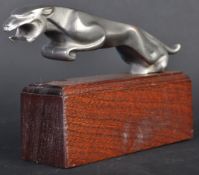 1950S JAGUAR CORKSCREW LEAPER MASCOT ON PLINTH BASE