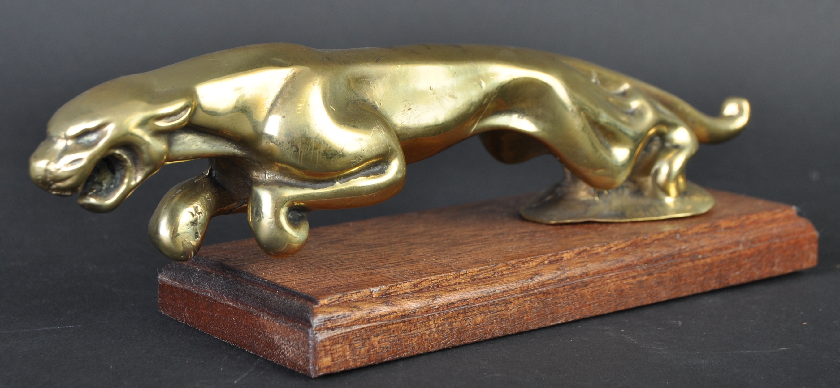 UNUSUAL CAST BRONZE JAGUAR LEAPER CAR RADIATOR MASCOT