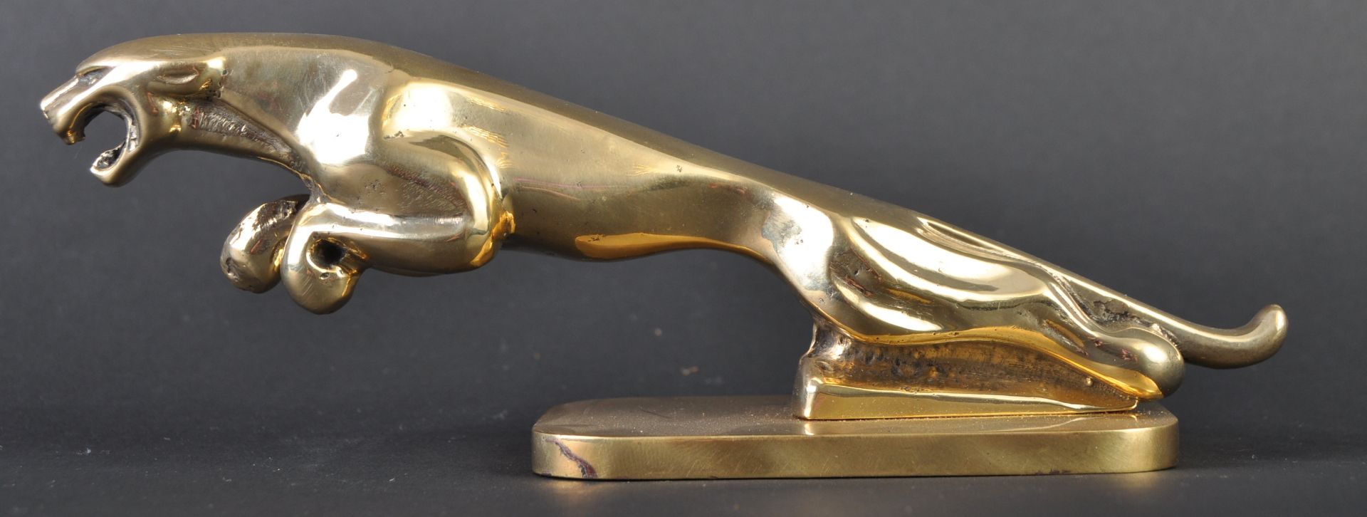 JAGUAR MASCOT - ORNAMENTAL TYPE 2 LEAPER ON BRASS BASE - Image 3 of 5