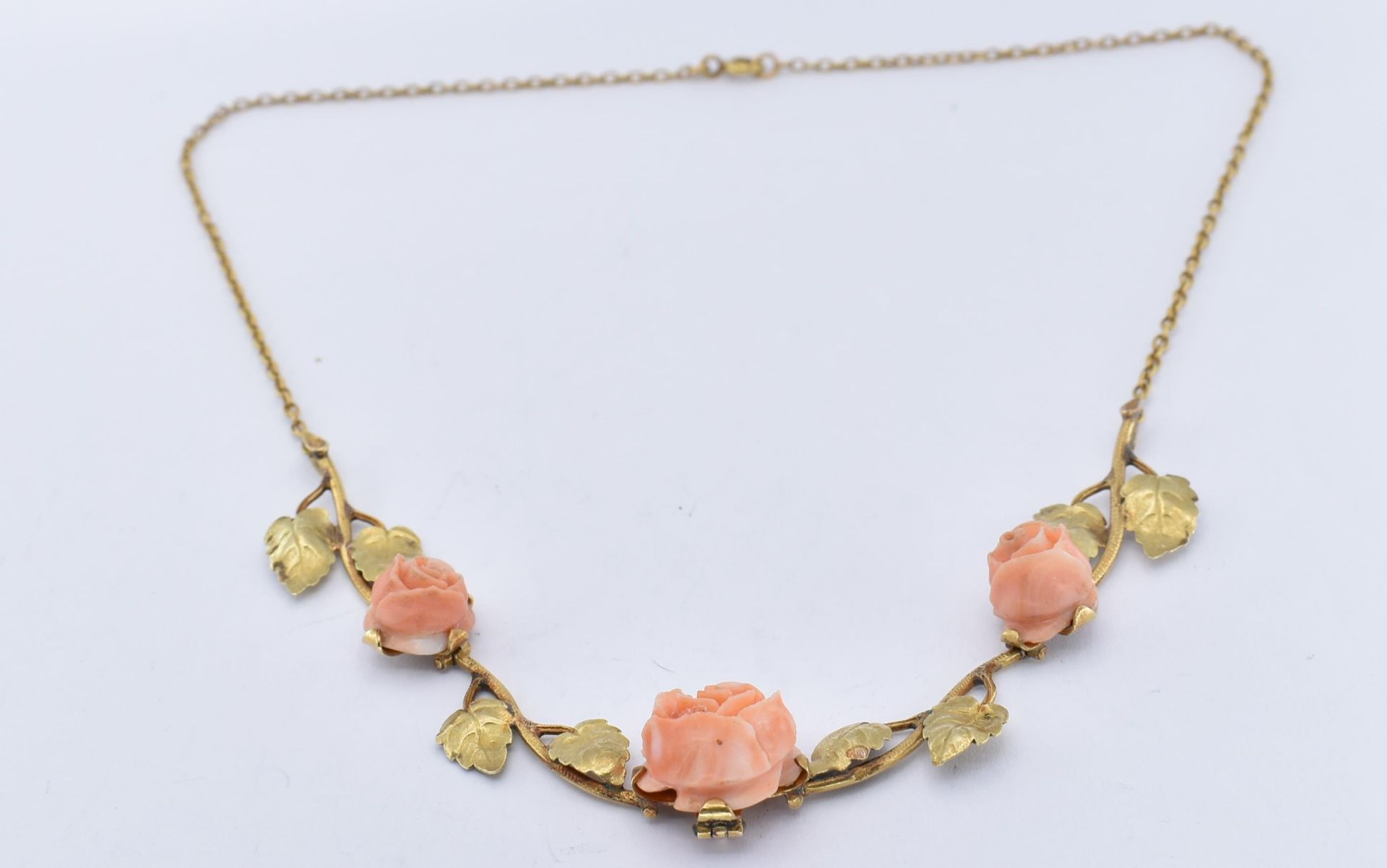FRENCH ART NOUVEAU 18CT GOLD CARVED CORAL GARLAND NECKLACE - Image 8 of 9