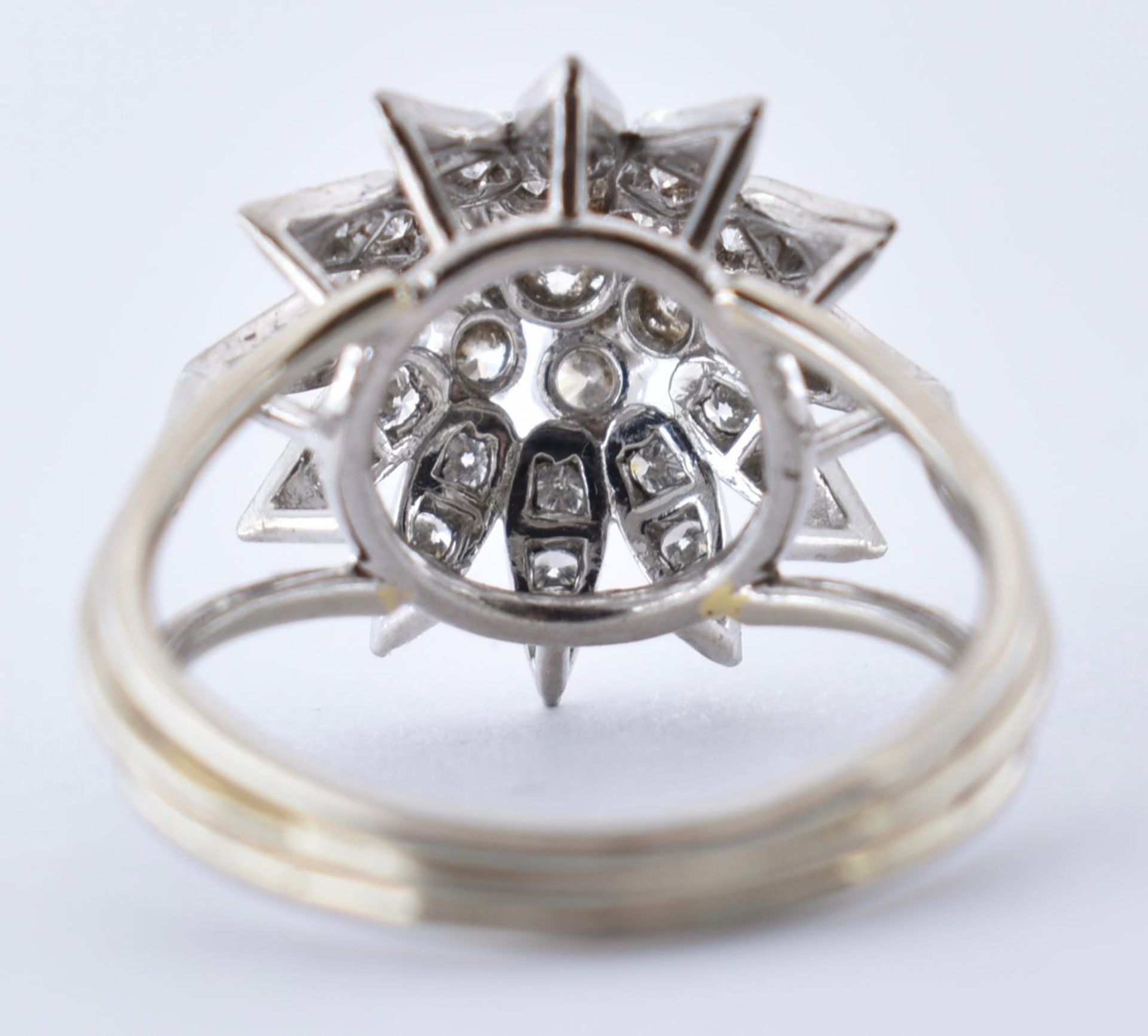 FRENCH WHITE GOLD & DIAMOND CLUSTER RING - Image 2 of 8