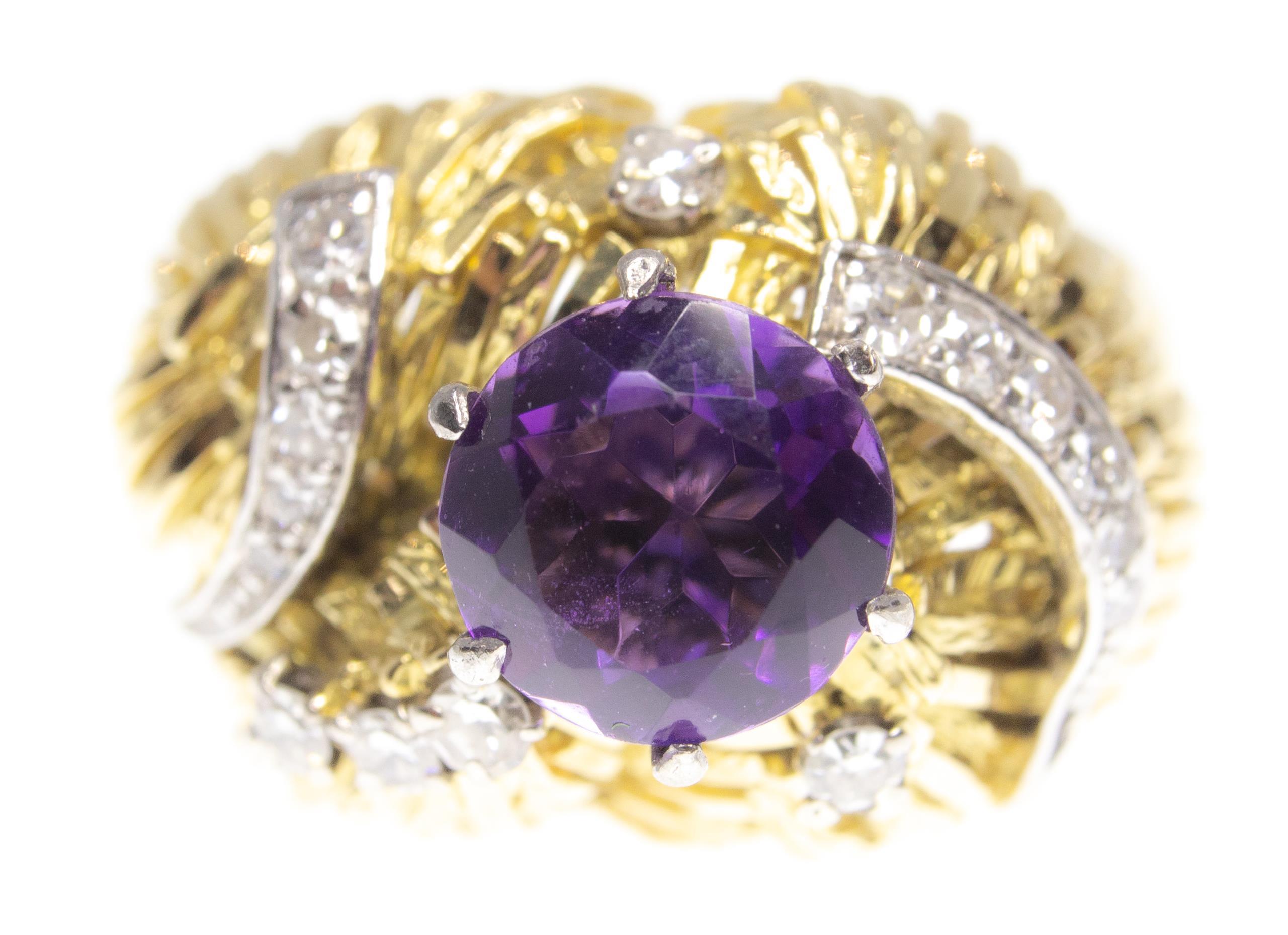 18CT GOLD AMETHYST AND DIAMOND COCKTAIL RING - Image 2 of 4