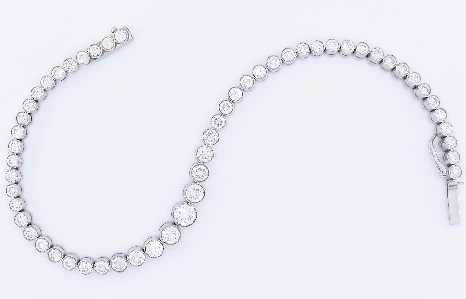 PLATINUM & DIAMOND TENNIS BRACELET - Image 5 of 6