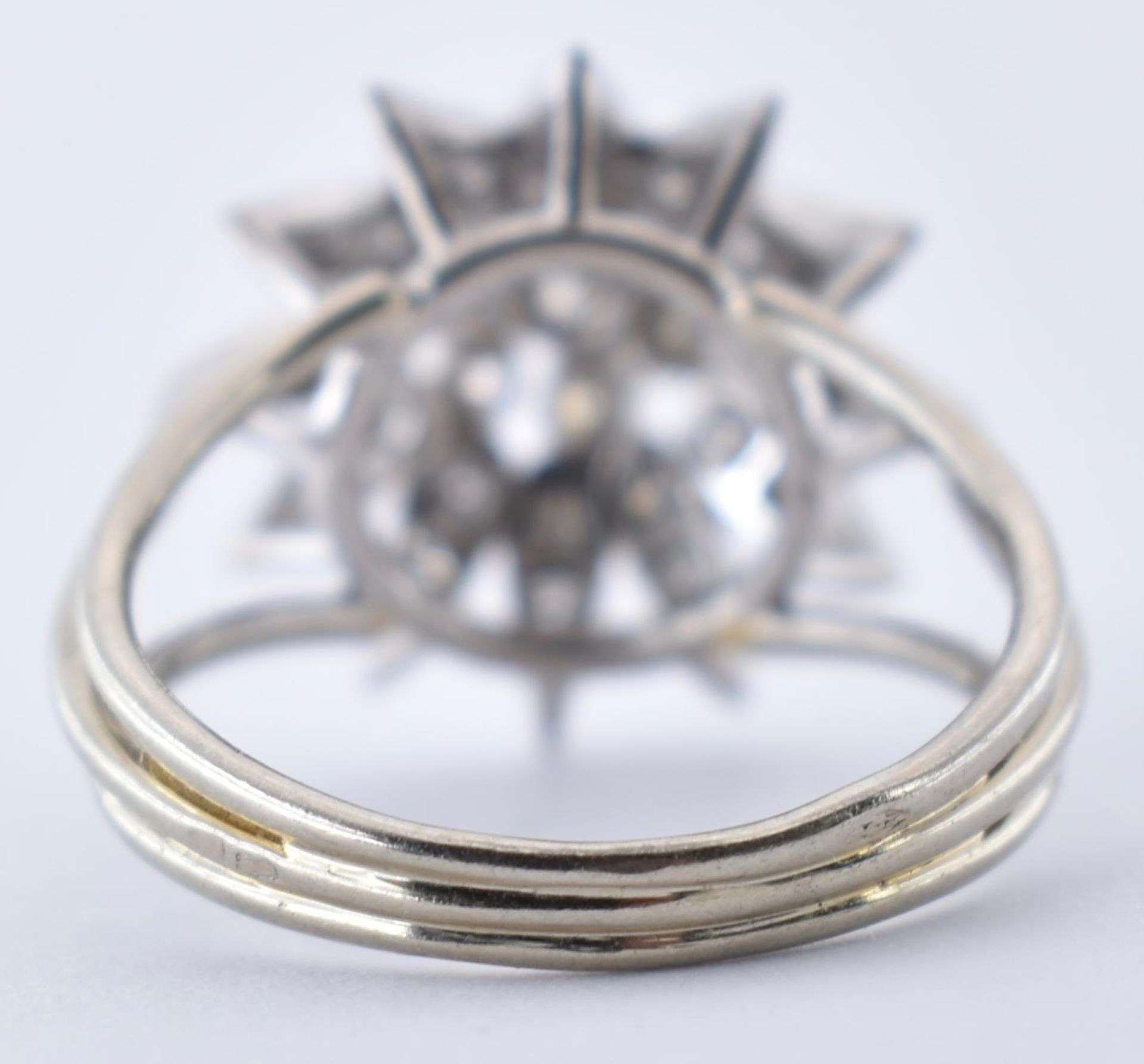 FRENCH WHITE GOLD & DIAMOND CLUSTER RING - Image 3 of 8