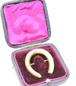 ANTIQUE 15CT GOLD HORSESHOE BROOCH PIN