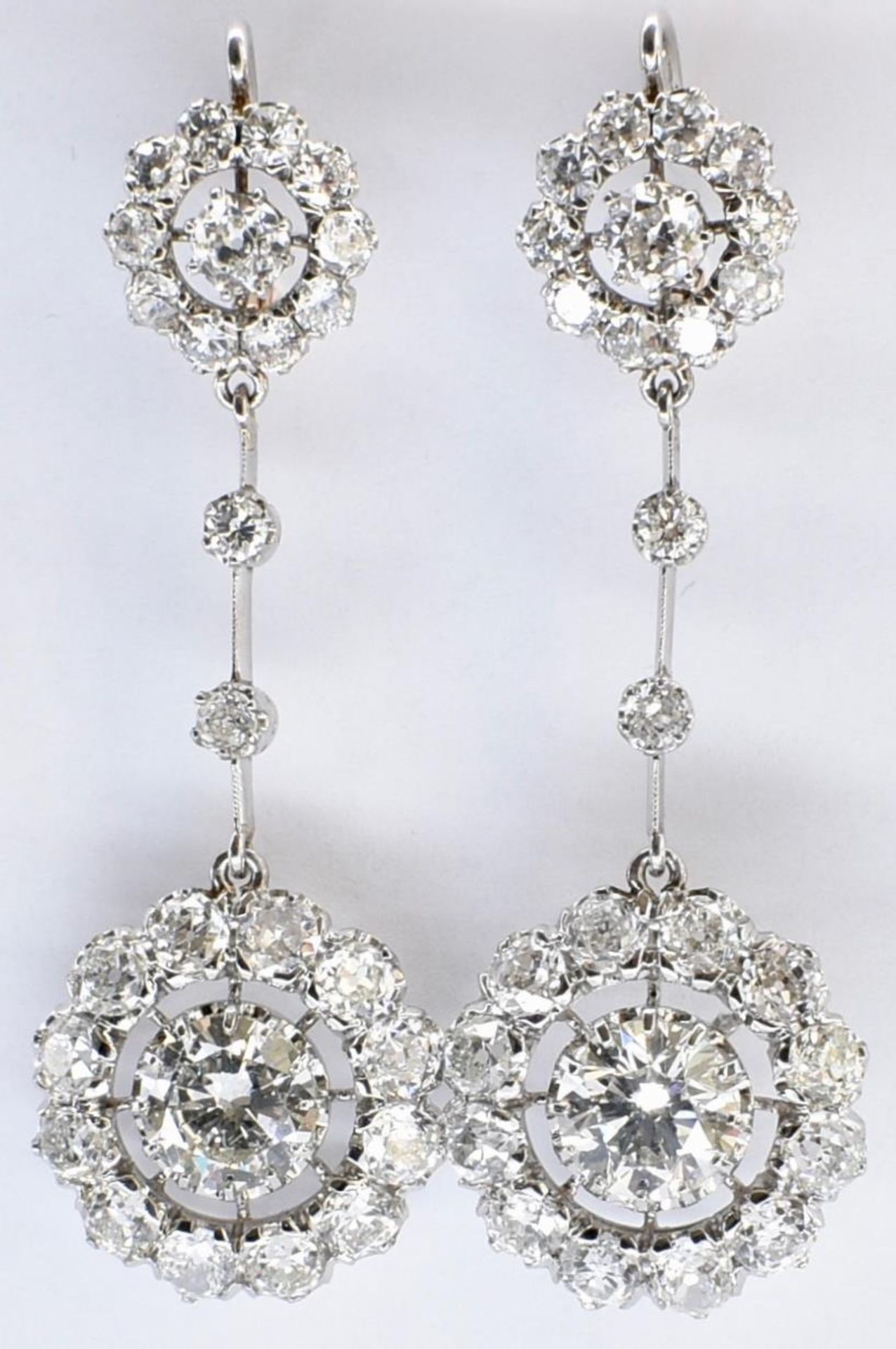 18CT GOLD PLATINUM DIAMOND DROP CLUSTER EARRINGS