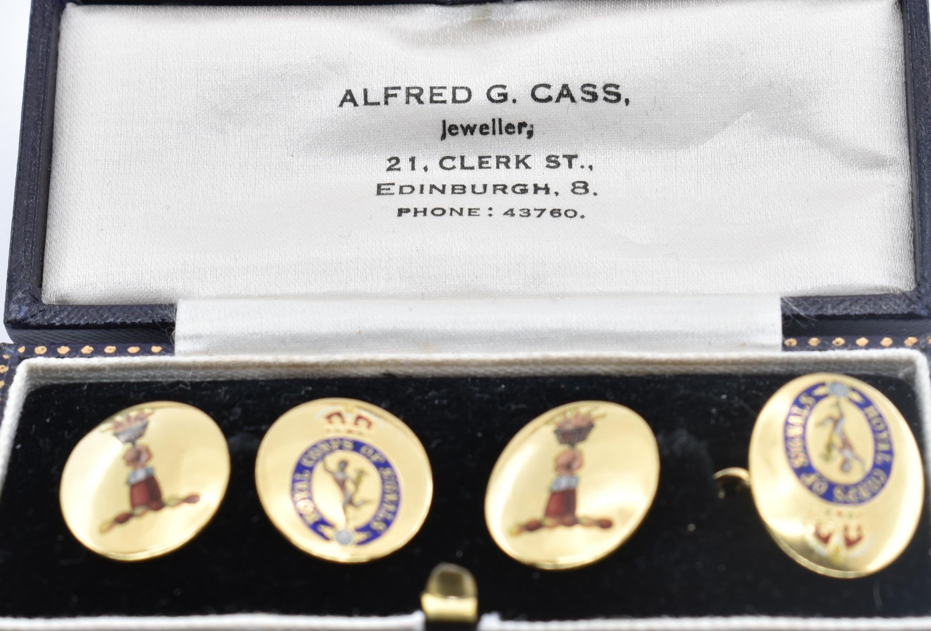 PAIR OF 18CT GOLD AND ENAMEL ROYAL SIGNAL CORPS CUFFLINKS - Image 7 of 7