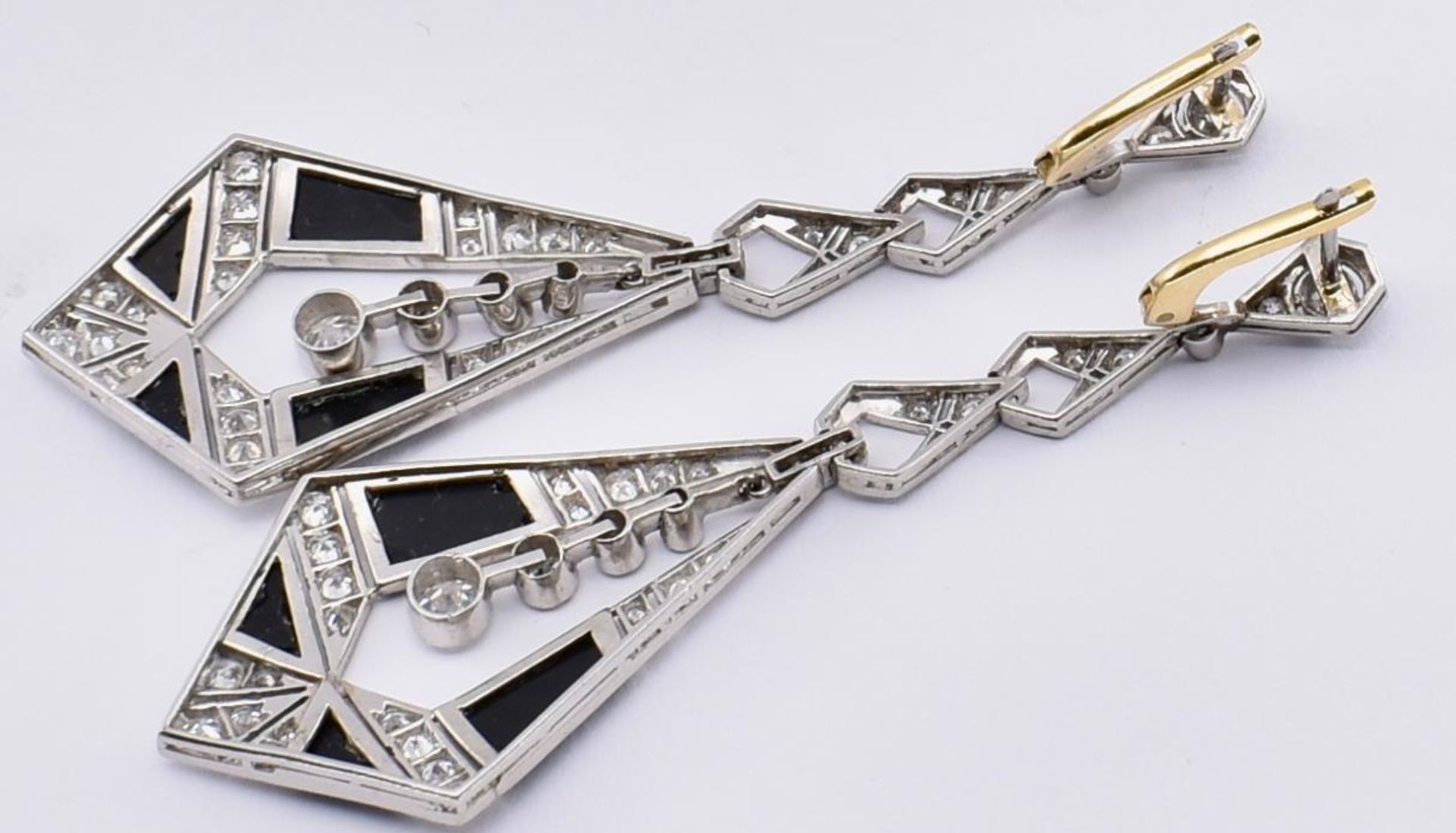 PAIR OF ART DECO WHITE GOLD 18CT ONYX AND DIAMOND EARRINGS - Image 2 of 2