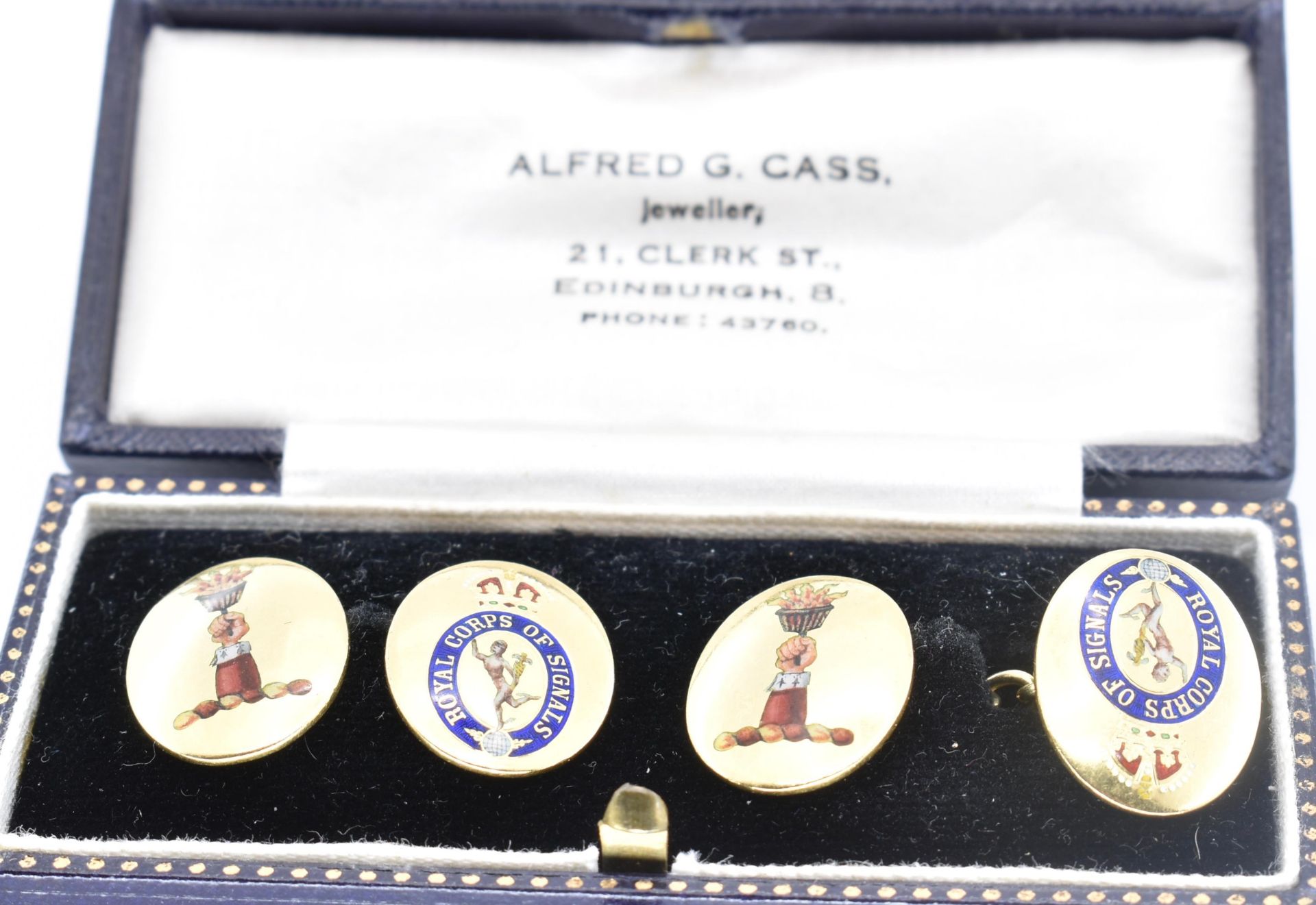 PAIR OF 18CT GOLD AND ENAMEL ROYAL SIGNAL CORPS CUFFLINKS - Image 6 of 7
