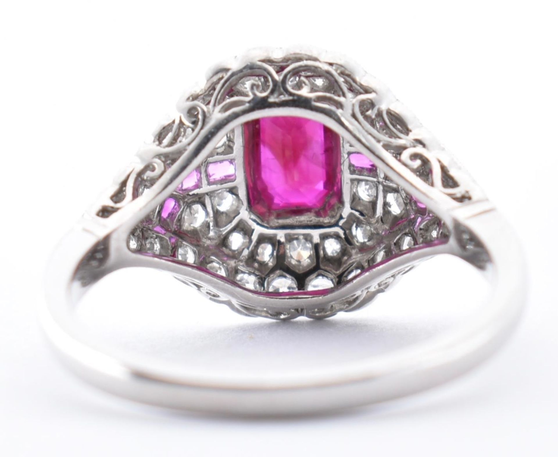 18CT WHITE GOLD RUBY AND DIAMOND CLUSTER RING - Image 3 of 4