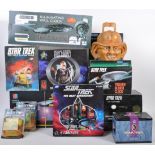 COLLECTION OF ASSORTED STAR TREK TOYS / GAMES / MEMORABILIA