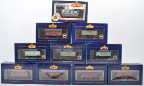 COLLECTION OF X10 BACHMANN 00 GAUGE TRAINSET ROLLING STOCK