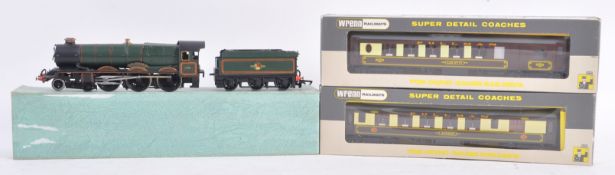 WILLS FINECAST 00 GAUGE LOCO & BOXED WRENN COACHES