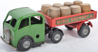 VINTAGE TRI-ANG MINIC TOYS CLOCKWORK TIN PLATE BREWERY WAGON