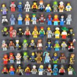 LEGO - LARGE COLLECTION OF LEGO MINIFIGURES