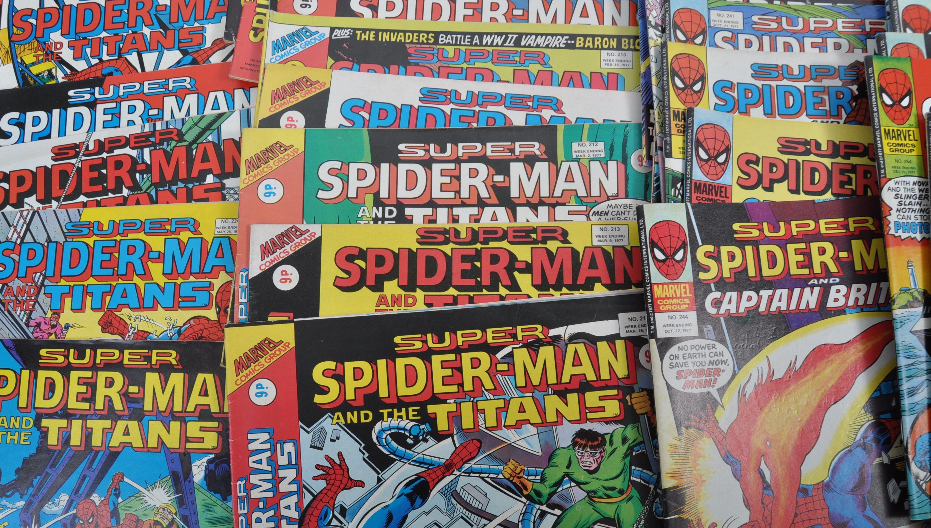 COMIC BOOKS - MARVEL SUPER SPIDER-MAN AND THE TITANS - Image 7 of 7