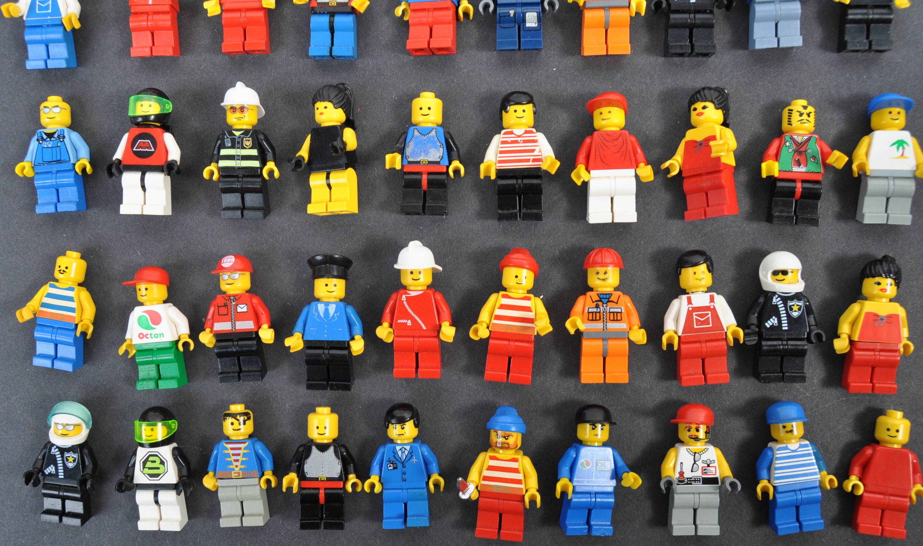 LEGO - LARGE COLLECTION OF LEGO MINIFIGURES - Image 6 of 7